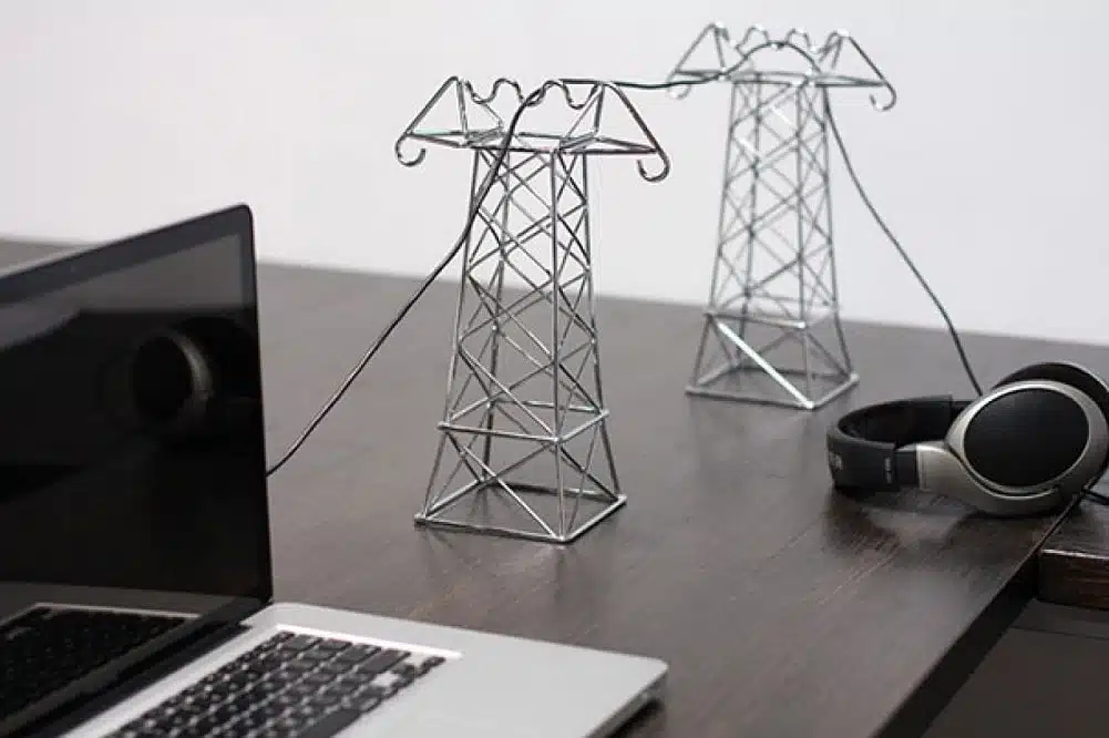 Dùng dây điện vào làm vật trang trí