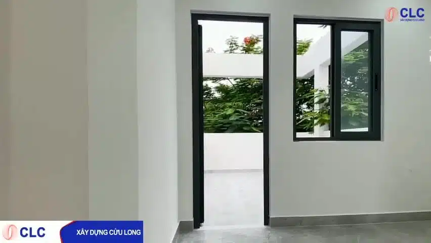 tầng sân thượng trước