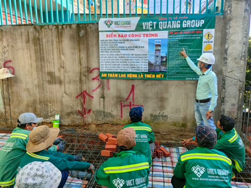 Công ty xây dựng Việt Quang, đơn vị có hơn 10 năm kinh nghiệm trong ngành xây dựng tại Quận 1 